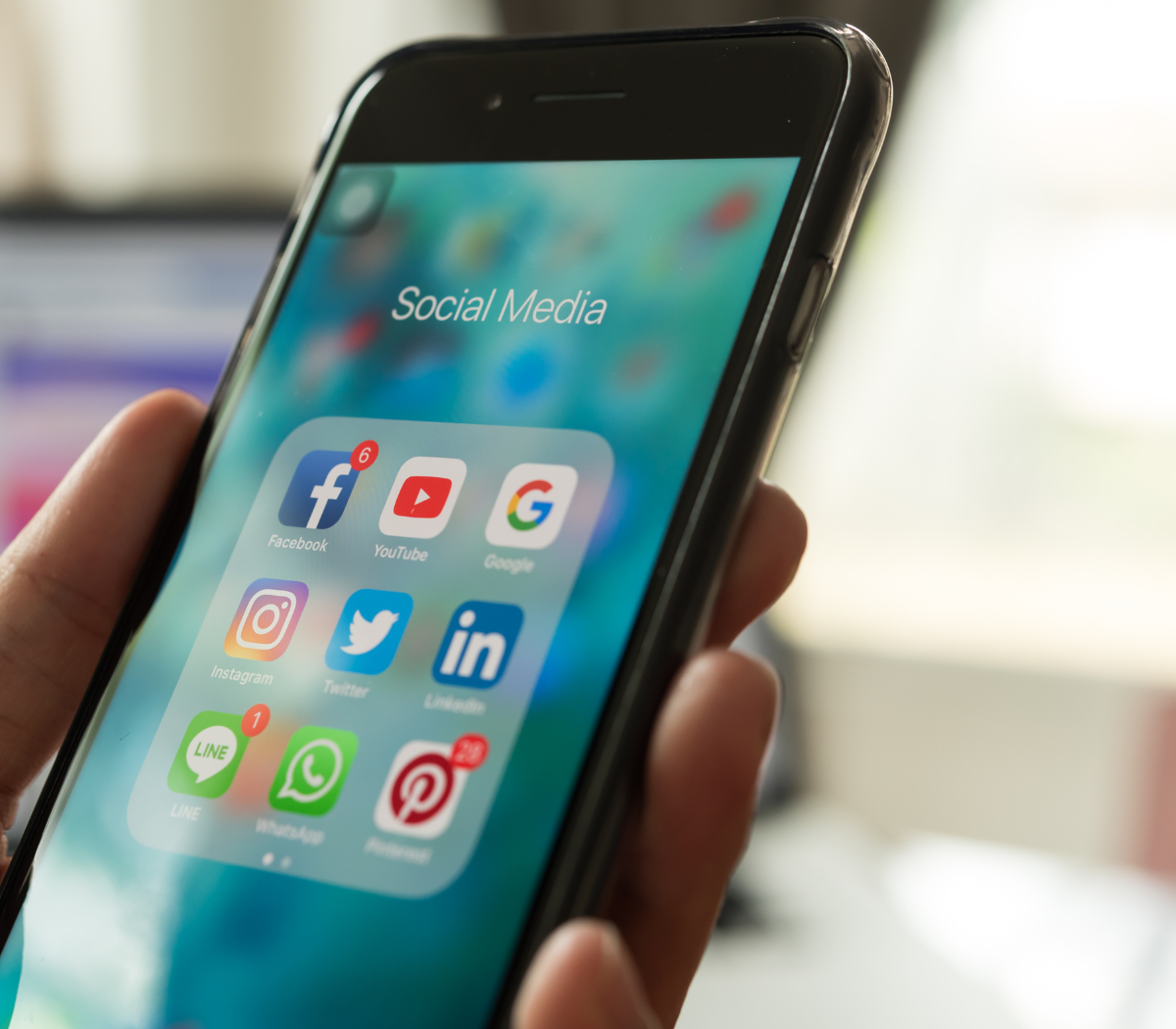 8 Benefits of Social Media Marketing for Small Businesses