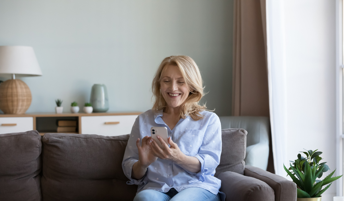 woman using call to text