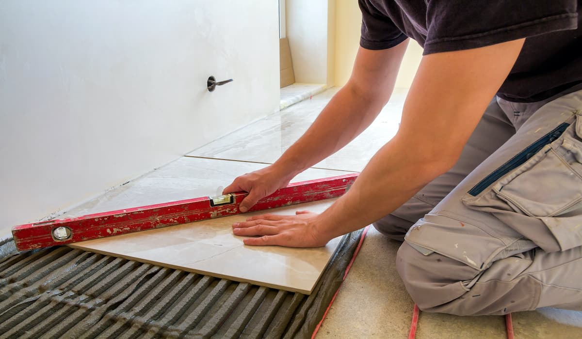 How to Generate Leads for Flooring Contractors: 10 Strategies